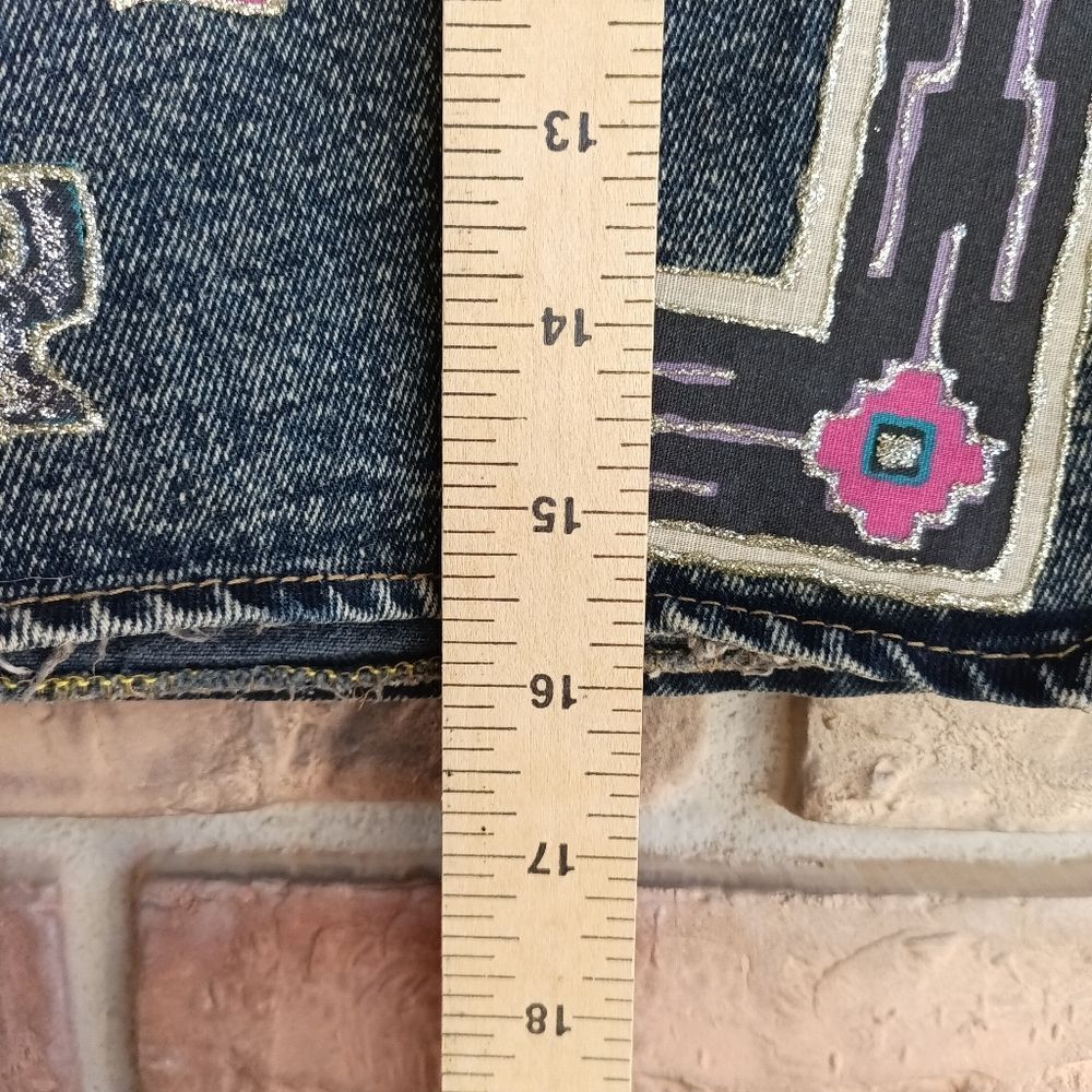 Colorful Denim Vest with Geometric Patterns - Picture 10 of 10
